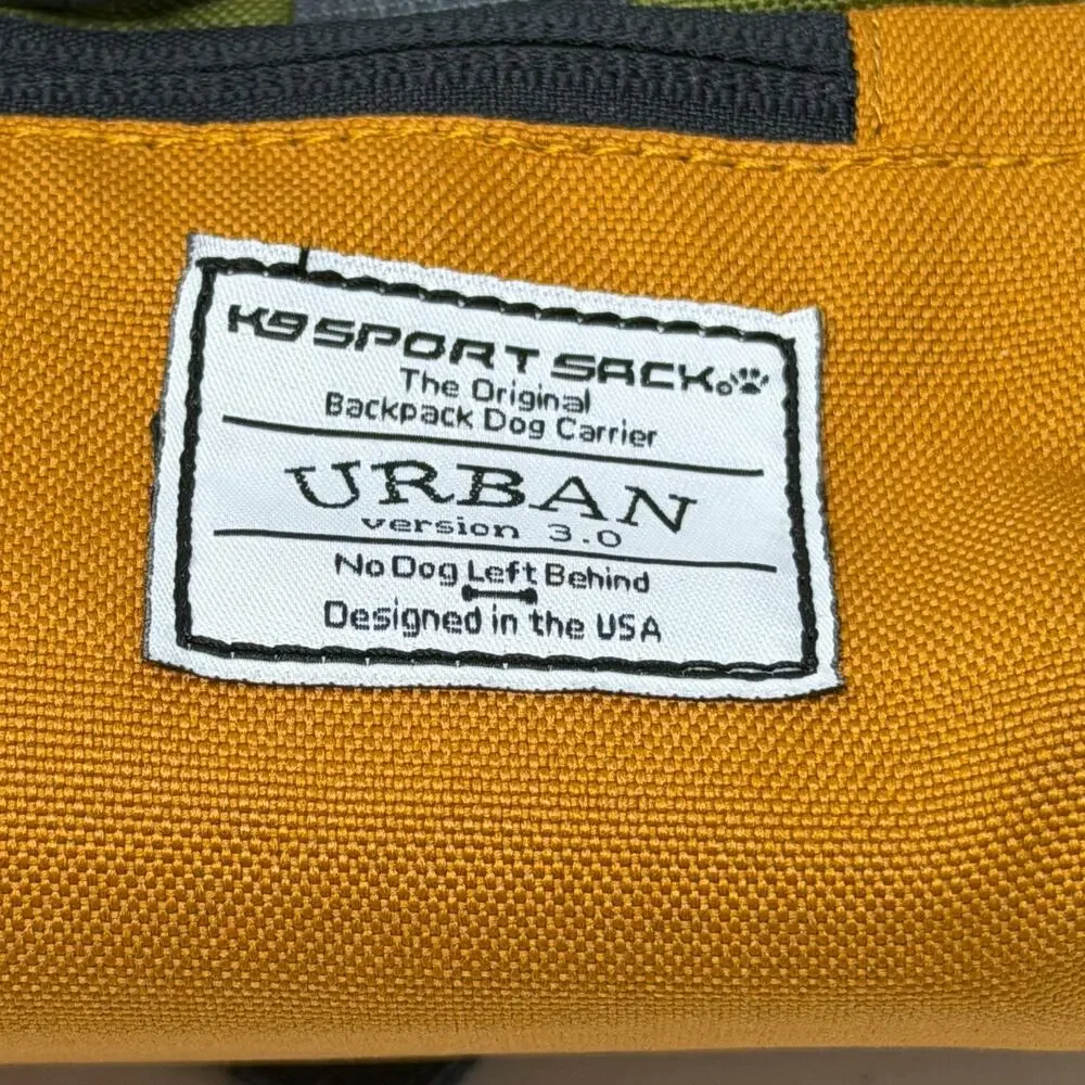 NWT URBAN 3 Dual Use Dog Carrier and Traditional Backpack K9 Sack Travel Small